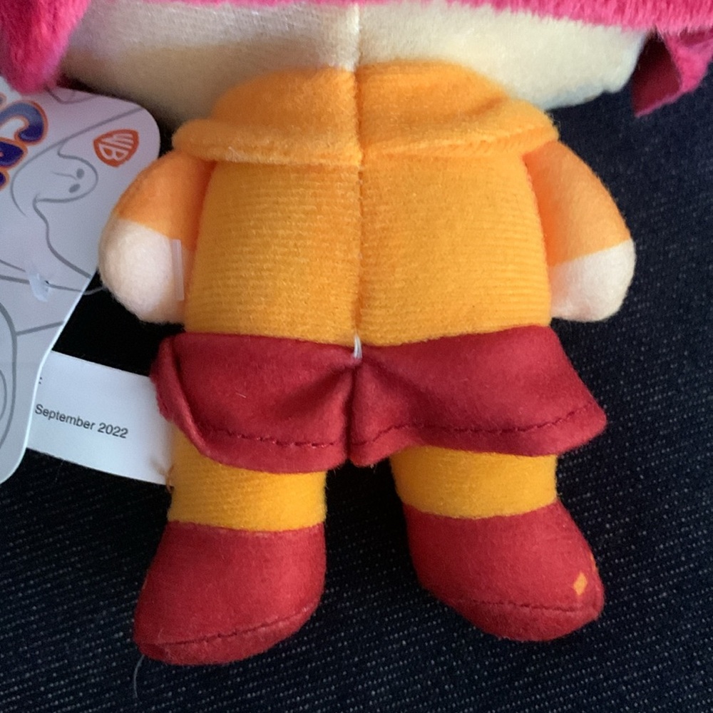 🕵️‍♀️💖 Mystery Solved: You Need This Velma Plush in Your Life! 🧡💗 - Picture 9 of 10